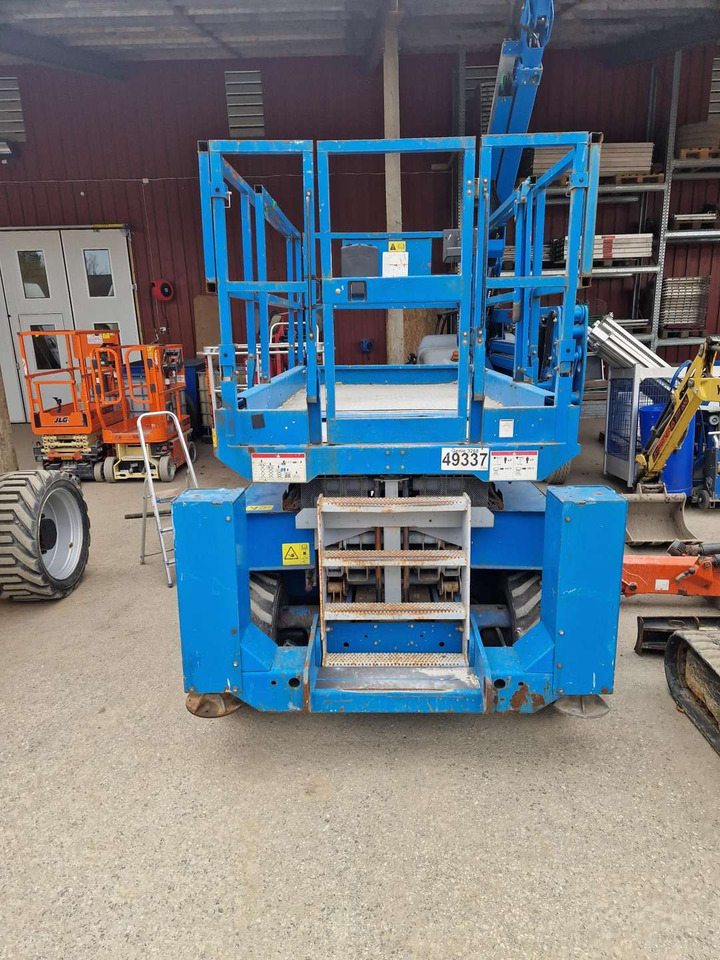 2007 Sakselift Genie 3268 - Работна площадка: снимка 3 2007 Sakselift Genie 3268 - Работна площадка: снимка 3