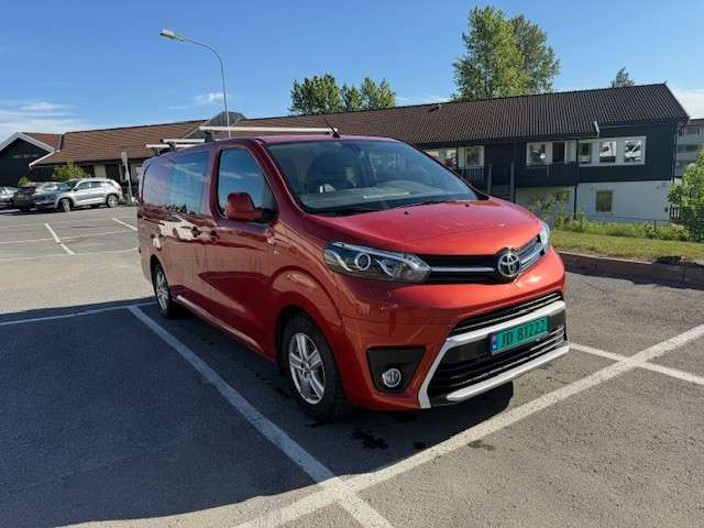 2017 Varebil Toyota Proace Lang utgave (Lav km stand) EU-Godkjent - Товарен бус: снимка 2 2017 Varebil Toyota Proace Lang utgave (Lav km stand) EU-Godkjent - Товарен бус: снимка 2