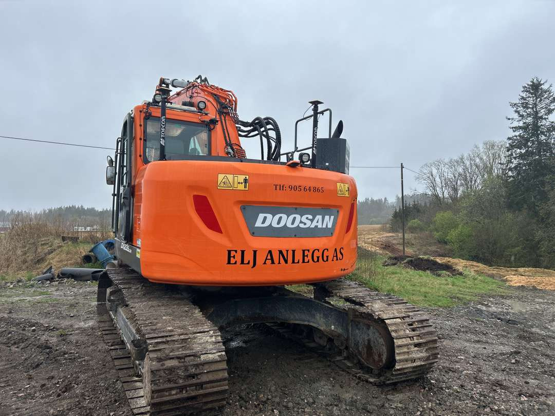 2018 Beltegraver 24 tonn Doosan DX 235LCR S 70-feste - Багер: снимка 4 2018 Beltegraver 24 tonn Doosan DX 235LCR S 70-feste - Багер: снимка 4