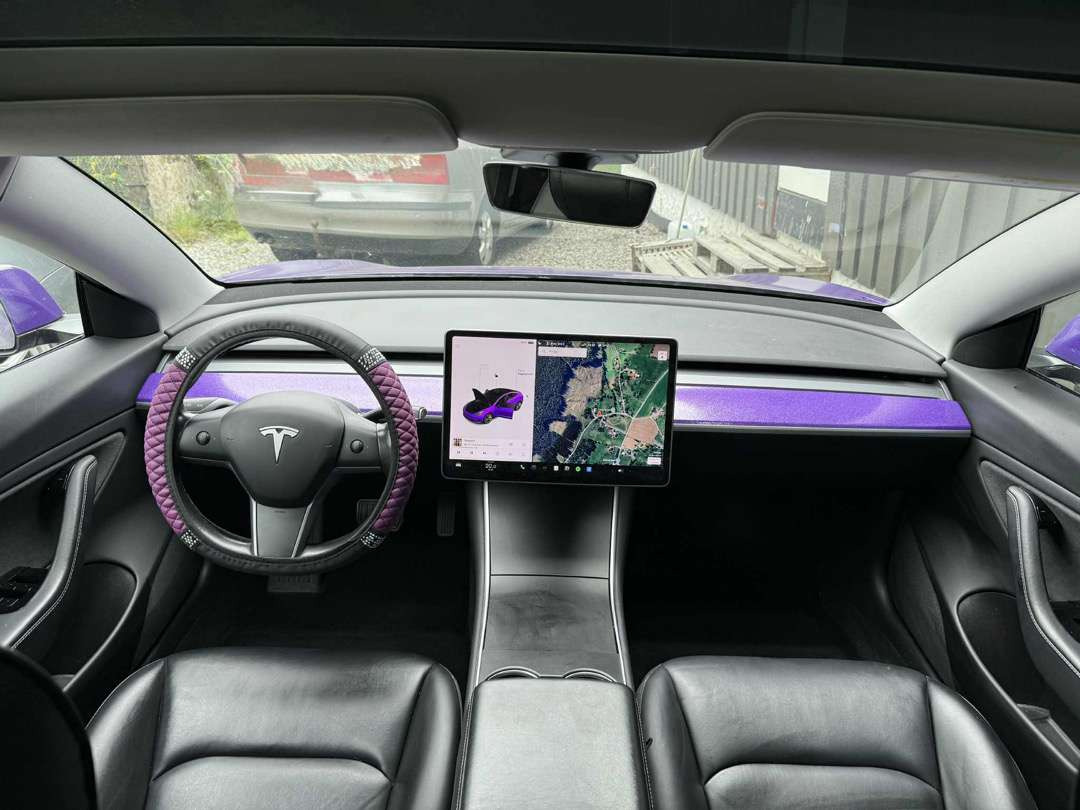 2019 Tesla Model 3 / luftunderstell - Седан: снимка 4 2019 Tesla Model 3 / luftunderstell - Седан: снимка 4