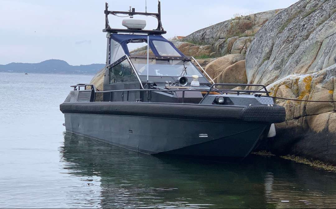 1997 Hurtiggående patruljebåt / 30 Fot / 870 HK - Друга техника: снимка 1 1997 Hurtiggående patruljebåt / 30 Fot / 870 HK - Друга техника: снимка 1