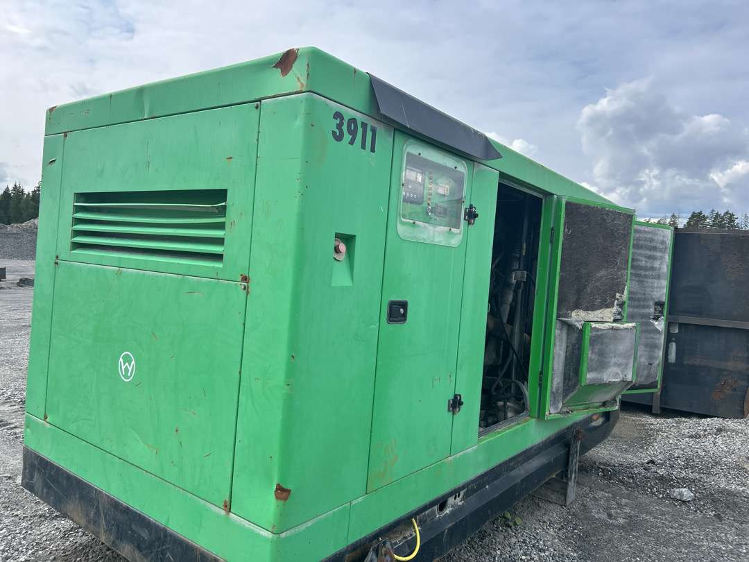 2008 Generator Winmesol IV-550 - Прикачен инвентар за Строителна техника: снимка 4 2008 Generator Winmesol IV-550 - Прикачен инвентар за Строителна техника: снимка 4