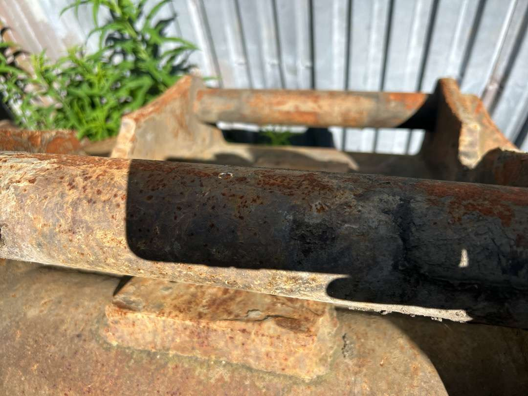 Tann skuffe fra Gjerstad S 70 feste - Прикачен инвентар за Строителна техника: снимка 4 Tann skuffe fra Gjerstad S 70 feste - Прикачен инвентар за Строителна техника: снимка 4