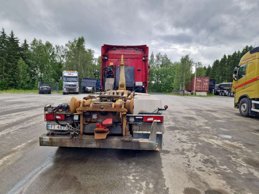 Scania R580 Brøytebil med sideplog og hydraulisk saltsystem - Мултилифт с кука камион: снимка 4 Scania R580 Brøytebil med sideplog og hydraulisk saltsystem - Мултилифт с кука камион: снимка 4