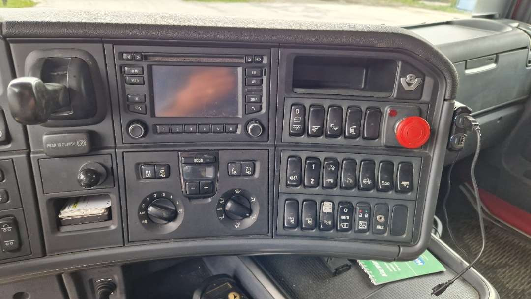 Лизинг на  Scania R580 Brøytebil med sideplog og hydraulisk saltsystem Scania R580 Brøytebil med sideplog og hydraulisk saltsystem: снимка 13