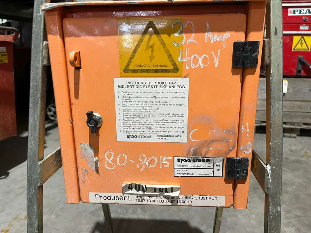 Strømskap fra Holte 400v - Инструмент/ Оборудване: снимка 3 Strømskap fra Holte 400v - Инструмент/ Оборудване: снимка 3