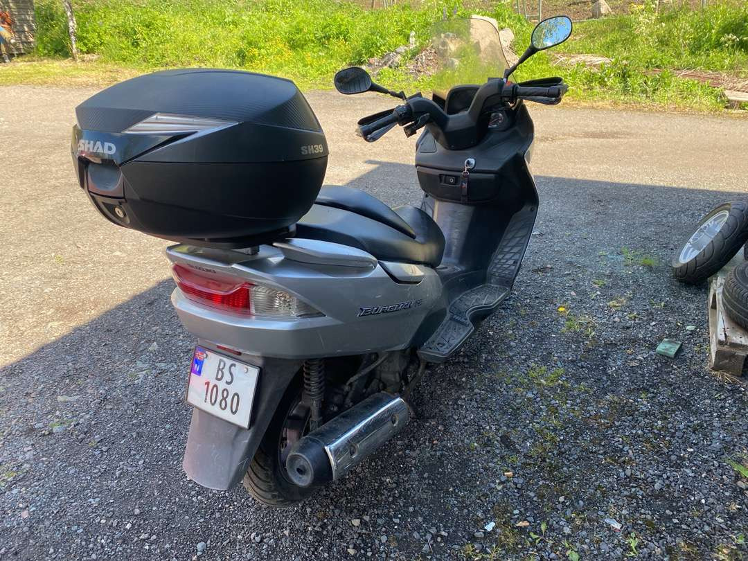 Suzuki Burgman UH 125//Lett MC - Ремарке за мотор: снимка 3 Suzuki Burgman UH 125//Lett MC - Ремарке за мотор: снимка 3