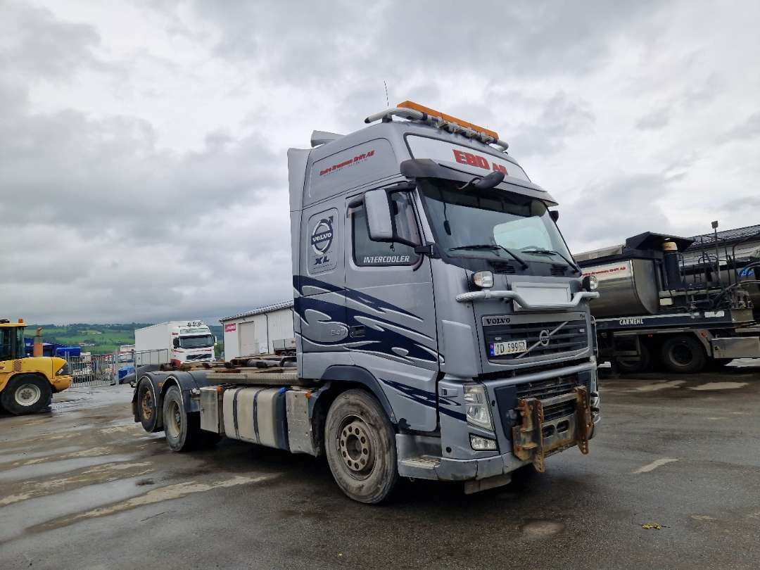 Volvo FH6X2-Krokbil med hydraulisk brøyteutstyr - Мултилифт с кука камион: снимка 1 Volvo FH6X2-Krokbil med hydraulisk brøyteutstyr - Мултилифт с кука камион: снимка 1