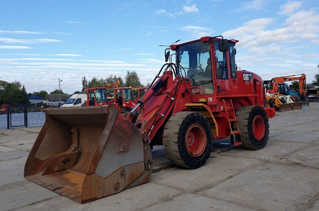 CAT 924 H - Колесен товарач: снимка 1 CAT 924 H - Колесен товарач: снимка 1