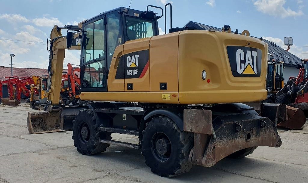 CAT M316F - Колесен багер: снимка 3 CAT M316F - Колесен багер: снимка 3