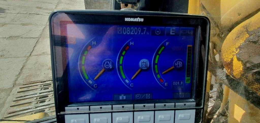 Komatsu PC 240 LC-10 - Верижен багер: снимка 5 Komatsu PC 240 LC-10 - Верижен багер: снимка 5