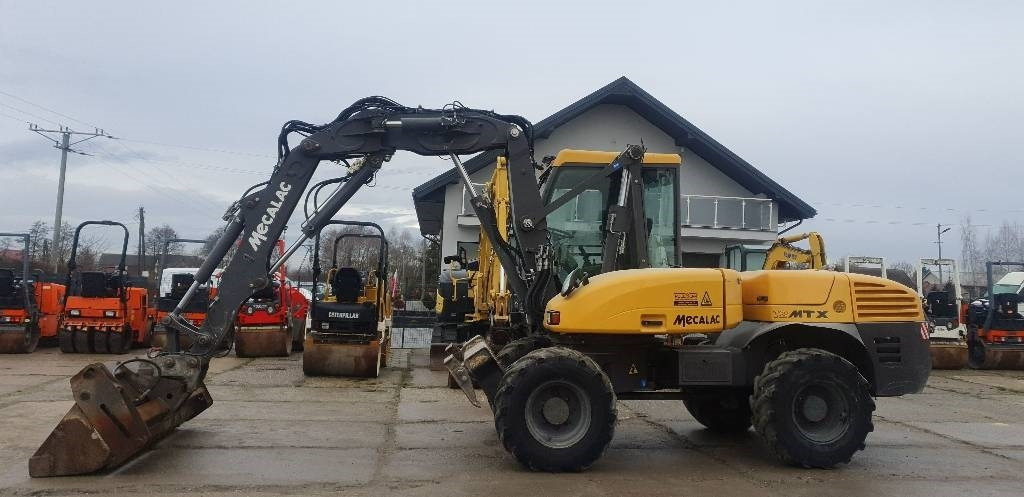 Mecalac 12 M TX - Колесен багер: снимка 2 Mecalac 12 M TX - Колесен багер: снимка 2