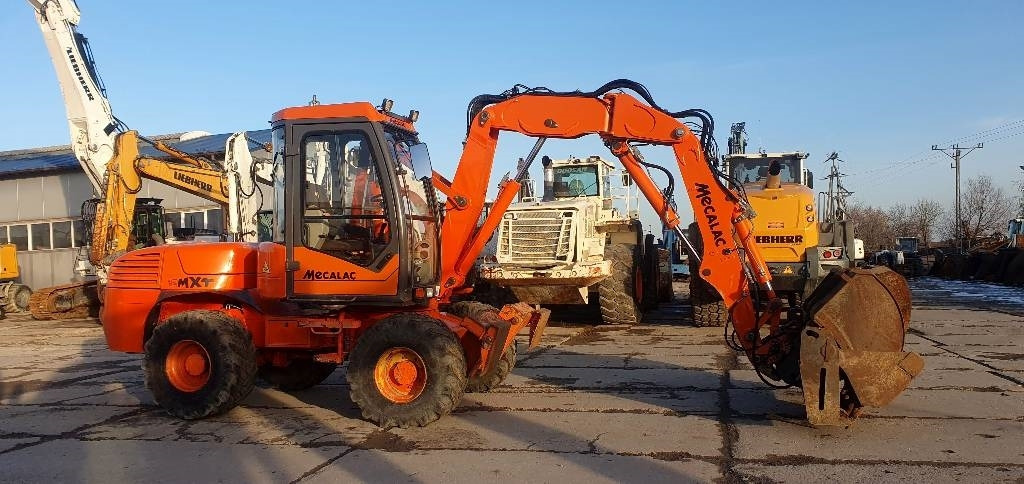 Mecalac 12 M TX - Колесен багер: снимка 3 Mecalac 12 M TX - Колесен багер: снимка 3