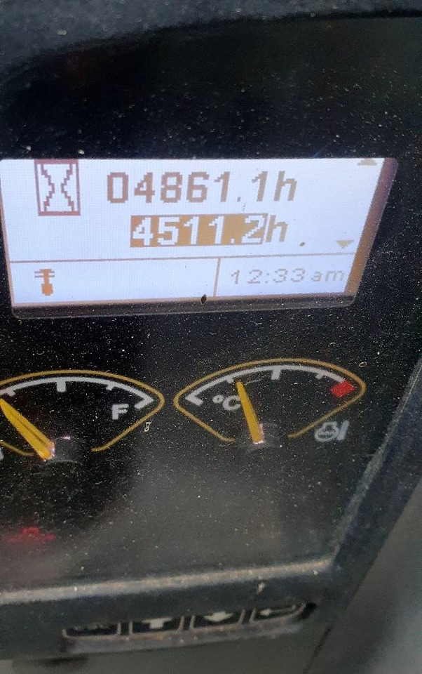 Мини багер Volvo ECR 88: снимка 8