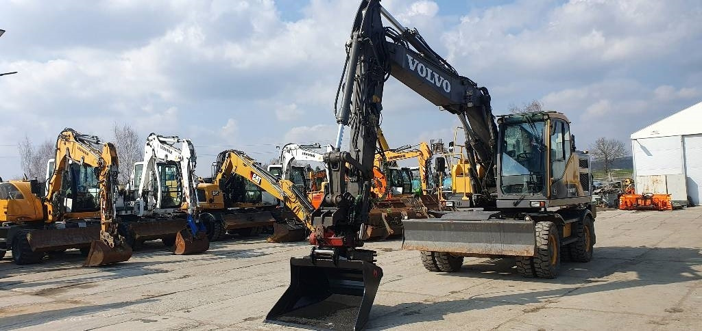Volvo EW 160 E - Колесен багер: снимка 1 Volvo EW 160 E - Колесен багер: снимка 1