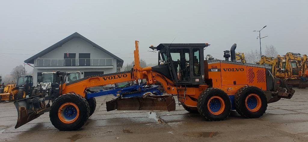Volvo G 720 B - Грейдер: снимка 1 Volvo G 720 B - Грейдер: снимка 1