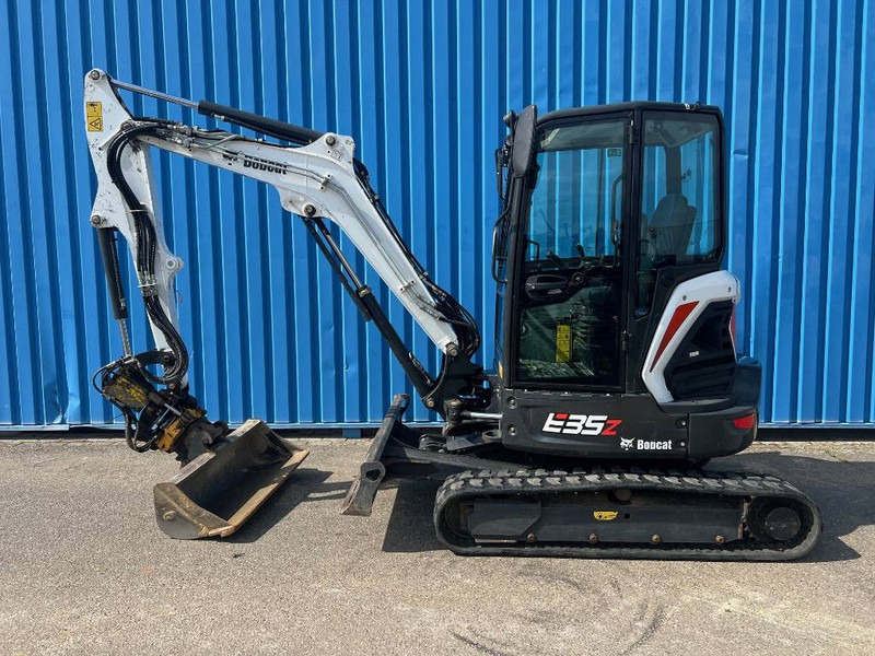 Bobcat E35z – 2022 - Верижен багер: снимка 1 Bobcat E35z – 2022 - Верижен багер: снимка 1
