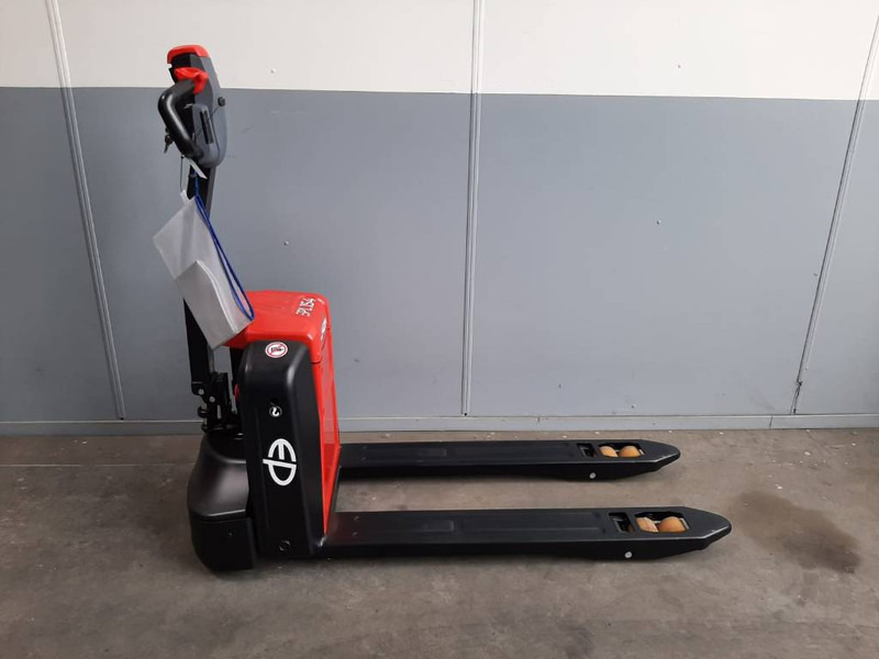 EP Equipment EPL 154 (1500 KG!!) - Палетна количка: снимка 4 EP Equipment EPL 154 (1500 KG!!) - Палетна количка: снимка 4
