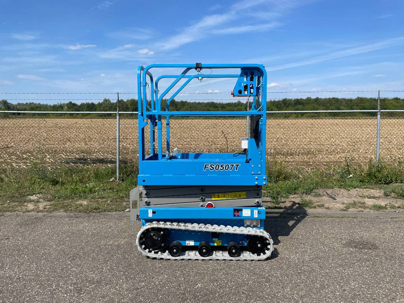 Fronteq FS0507T Tracked Scissor Lift - Ножична работна платформа: снимка 4 Fronteq FS0507T Tracked Scissor Lift - Ножична работна платформа: снимка 4