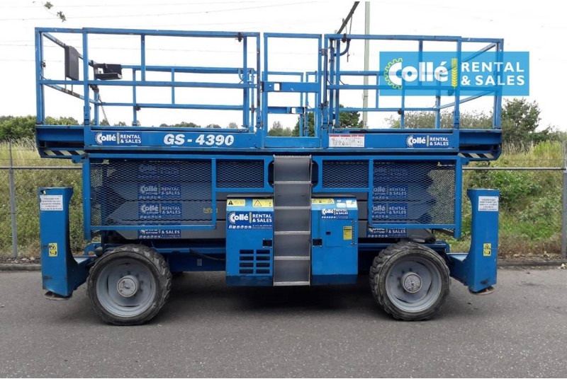 Genie GS 4390 RT | 2008 - Ножична работна платформа: снимка 2 Genie GS 4390 RT | 2008 - Ножична работна платформа: снимка 2