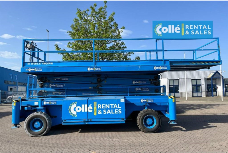 Holland lift M 250 DL 27 | 2003 - Ножична работна платформа: снимка 2 Holland lift M 250 DL 27 | 2003 - Ножична работна платформа: снимка 2