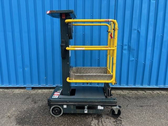 JLG Ecolift - Вертикална работна платформа: снимка 1 JLG Ecolift - Вертикална работна платформа: снимка 1