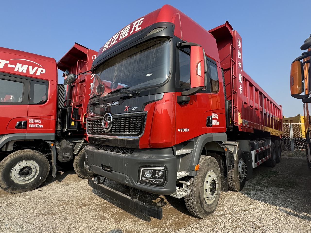 SHACMAN X5000 - Самосвал камион: снимка 2 SHACMAN X5000 - Самосвал камион: снимка 2