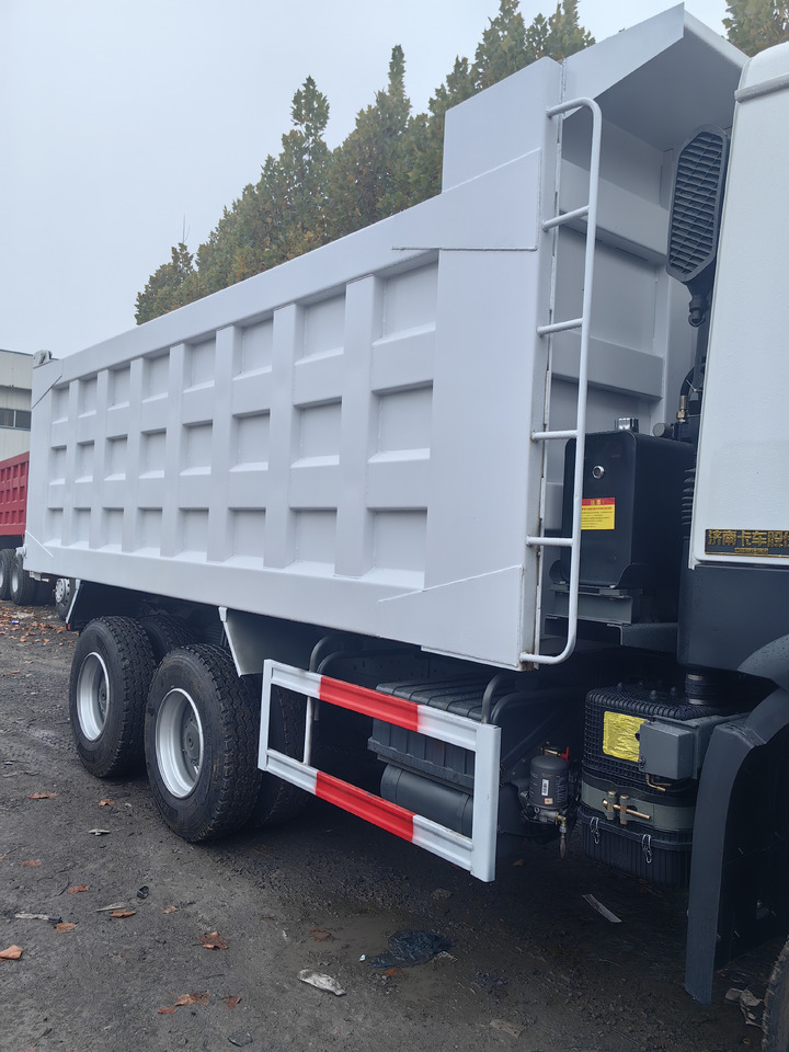 SINOTRUCK HOWO - Самосвал камион: снимка 3 SINOTRUCK HOWO - Самосвал камион: снимка 3