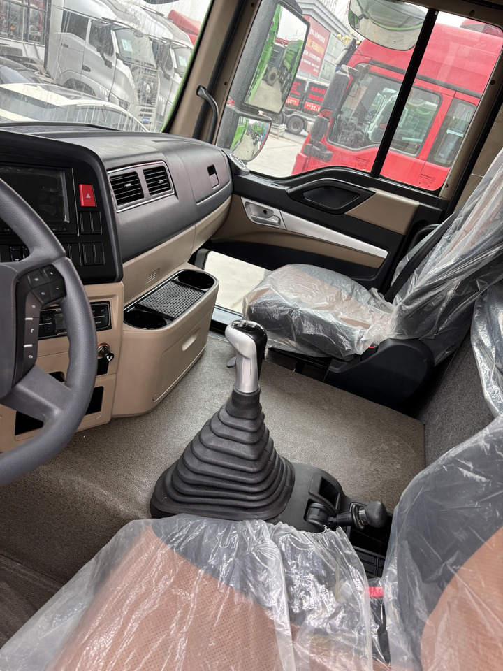 SINOTRUCK HOWO - Самосвал камион: снимка 4 SINOTRUCK HOWO - Самосвал камион: снимка 4