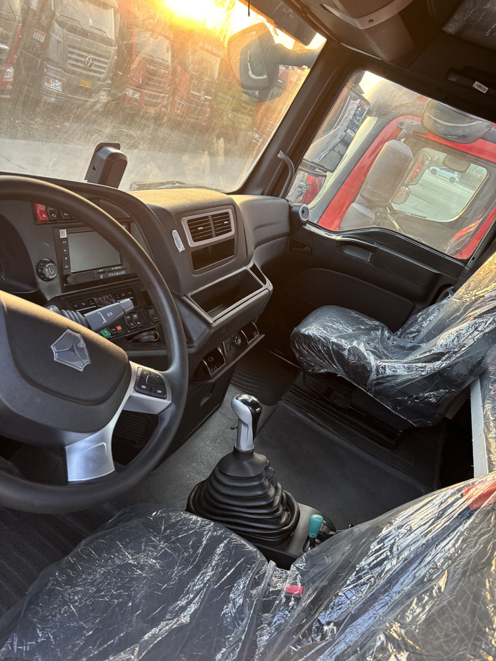 SITRAK  - Влекач: снимка 3 SITRAK  - Влекач: снимка 3