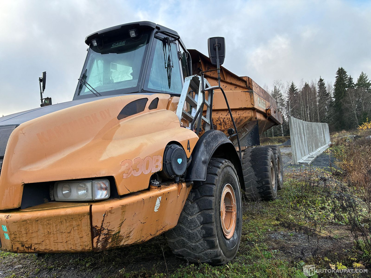 Case 330 B, 2008 Dumpperi, Valkeakoski - Съчленен самосвал: снимка 3 Case 330 B, 2008 Dumpperi, Valkeakoski - Съчленен самосвал: снимка 3