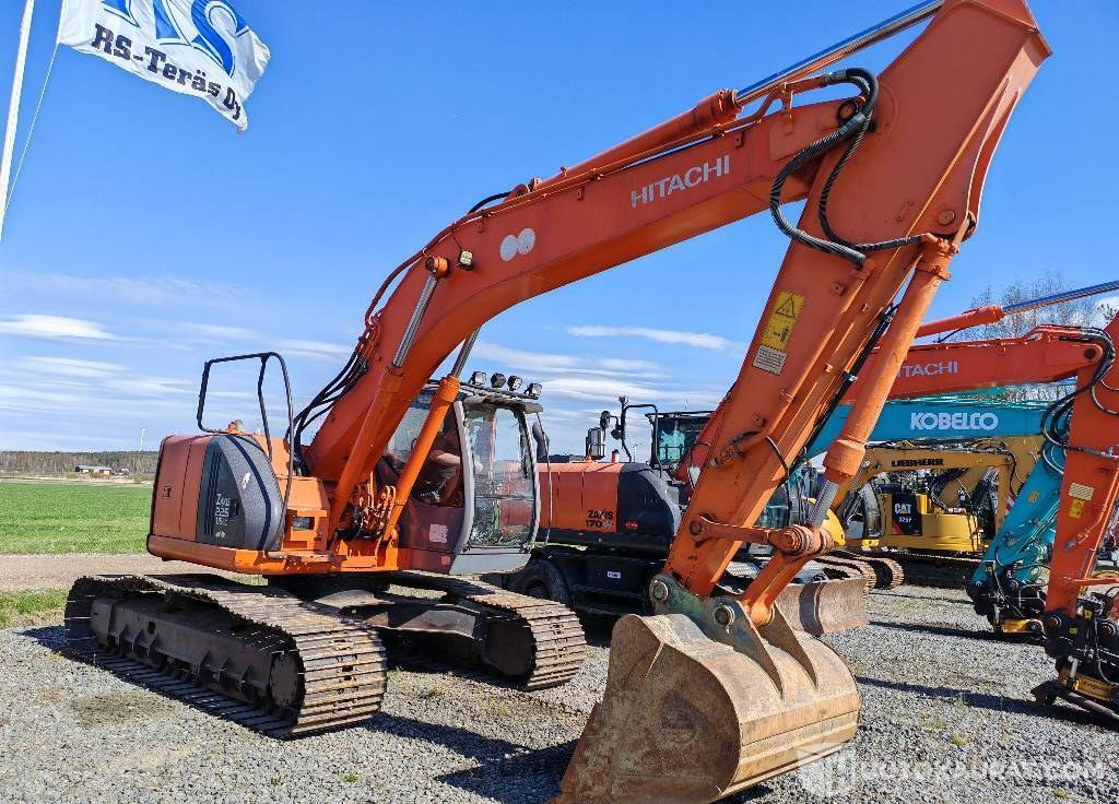 Hitachi ZX 225 US, 2003, 16 156 h Kaivinkone, Kurikka - Верижен багер: снимка 3 Hitachi ZX 225 US, 2003, 16 156 h Kaivinkone, Kurikka - Верижен багер: снимка 3