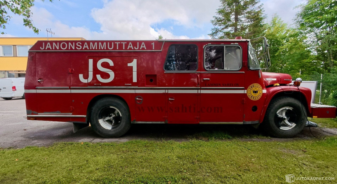 International Loadstar 1600, 42 740 km, 1974, leimaa lähes vuosi, Paloauto, Salo - Камион: снимка 2 International Loadstar 1600, 42 740 km, 1974, leimaa lähes vuosi, Paloauto, Salo - Камион: снимка 2