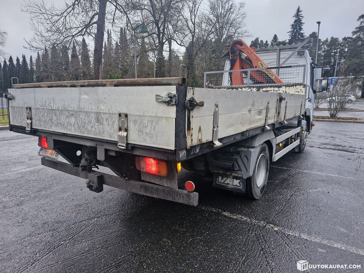 Mercedes-Benz Atego Palfingerillä, 1999, Tampere - Бордови камион, Камион с кран: снимка 5 Mercedes-Benz Atego Palfingerillä, 1999, Tampere - Бордови камион, Камион с кран: снимка 5
