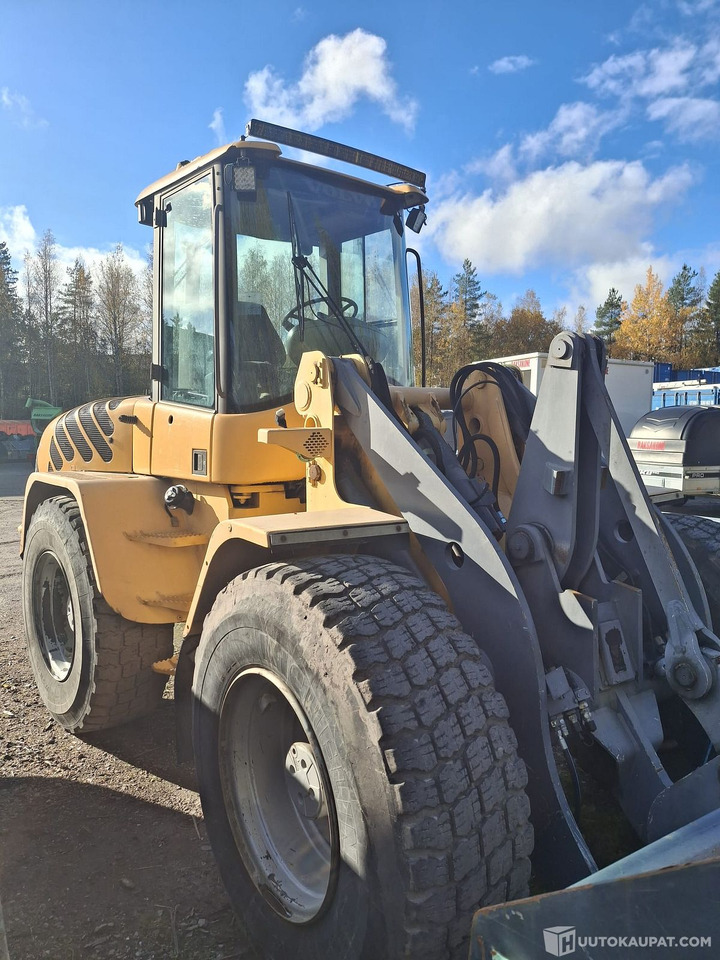 Pyöräkuormaaja Volvo L40 D, vuosimalli 1999, Nurmijärvi - Колесен товарач: снимка 1 Pyöräkuormaaja Volvo L40 D, vuosimalli 1999, Nurmijärvi - Колесен товарач: снимка 1