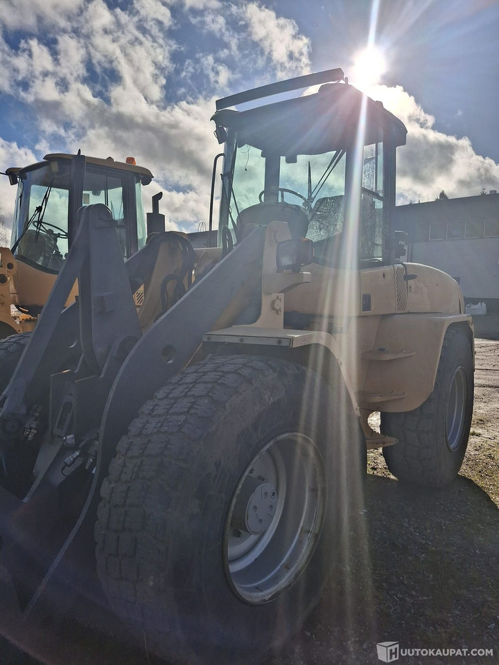 Pyöräkuormaaja Volvo L40 D, vuosimalli 1999, Nurmijärvi - Колесен товарач: снимка 3 Pyöräkuormaaja Volvo L40 D, vuosimalli 1999, Nurmijärvi - Колесен товарач: снимка 3