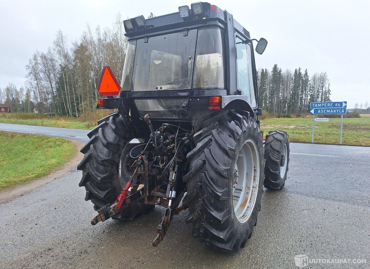 Case IH 885XL, 1988, 4.4 l, Diesel, 7 900 h Traktori, Akaa - Селскостопанска техника: снимка 5 Case IH 885XL, 1988, 4.4 l, Diesel, 7 900 h Traktori, Akaa - Селскостопанска техника: снимка 5