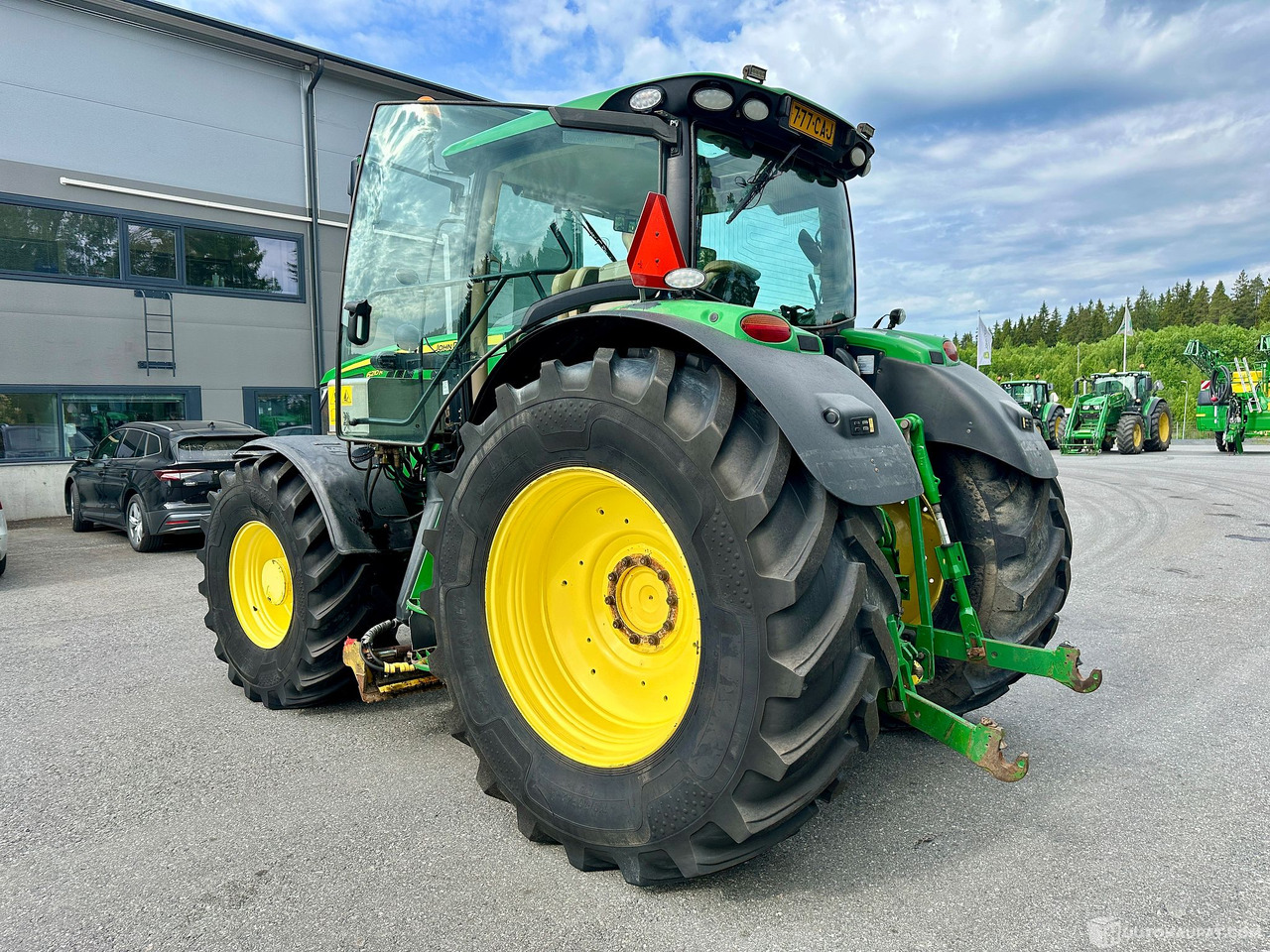 John Deere 6210 R AutoPower, 2013, 6.8 l, 11 400 h KATSO VARUSTEET!, Lempäälä - Селскостопанска техника: снимка 4 John Deere 6210 R AutoPower, 2013, 6.8 l, 11 400 h KATSO VARUSTEET!, Lempäälä - Селскостопанска техника: снимка 4