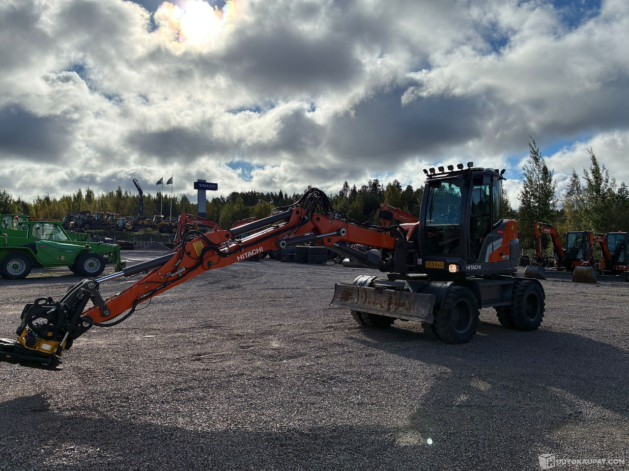 Hitachi ZX 95W-7, 2023 Pyörä alustainen kaivinkone, Pirkkala - Строителна техника: снимка 1 Hitachi ZX 95W-7, 2023 Pyörä alustainen kaivinkone, Pirkkala - Строителна техника: снимка 1