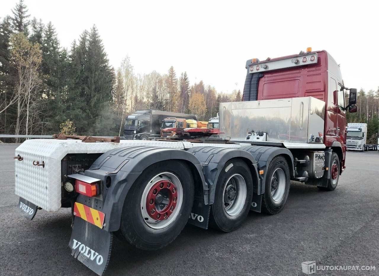 Volvo FH16 600 8x4, 2009, 16.0 l, Diesel, 888 123 km, Vantaa - Влекач: снимка 4 Volvo FH16 600 8x4, 2009, 16.0 l, Diesel, 888 123 km, Vantaa - Влекач: снимка 4