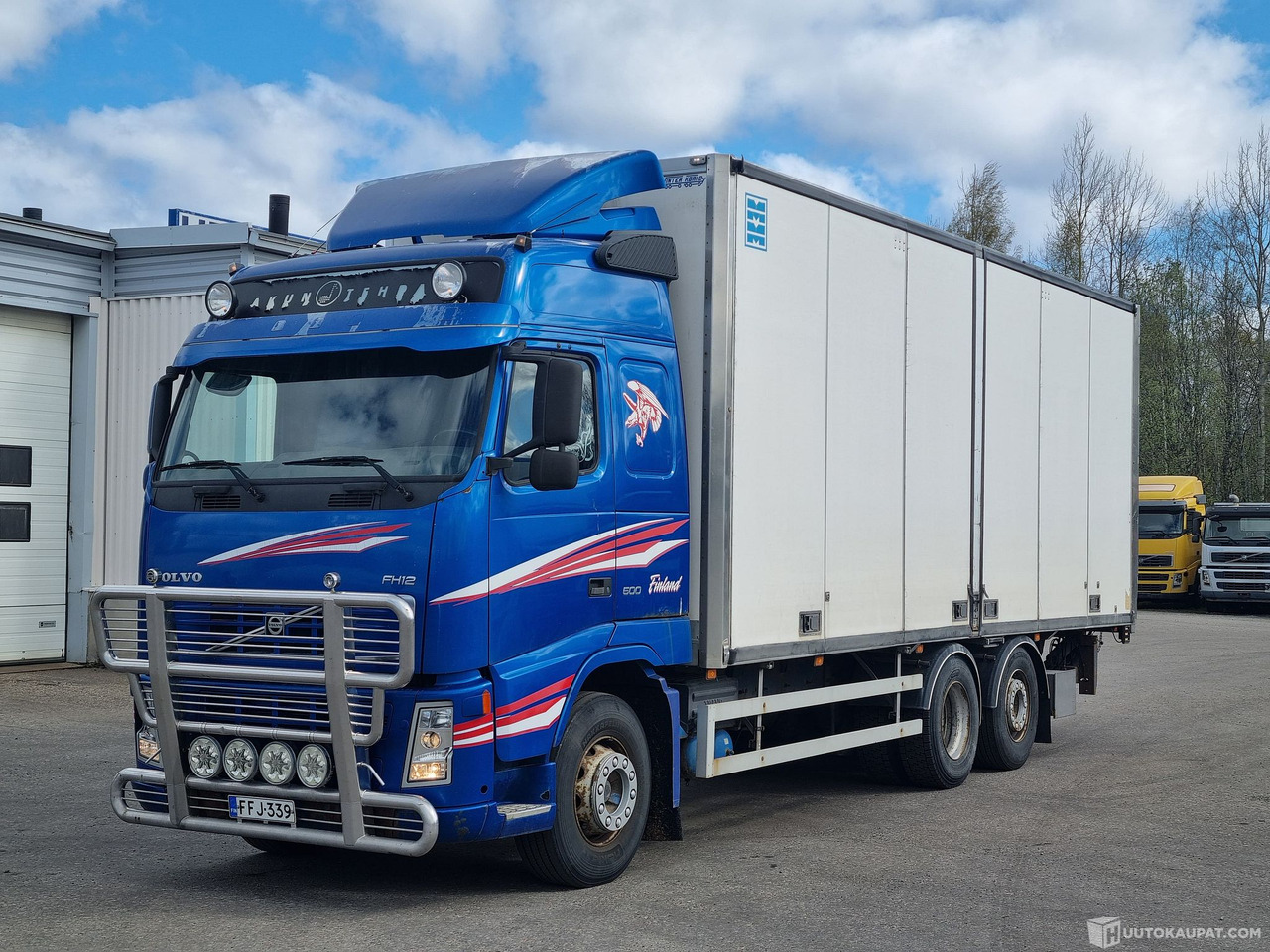 Volvo FH 12 6×2, 2002, Tampere - Камион фургон: снимка 1 Volvo FH 12 6×2, 2002, Tampere - Камион фургон: снимка 1