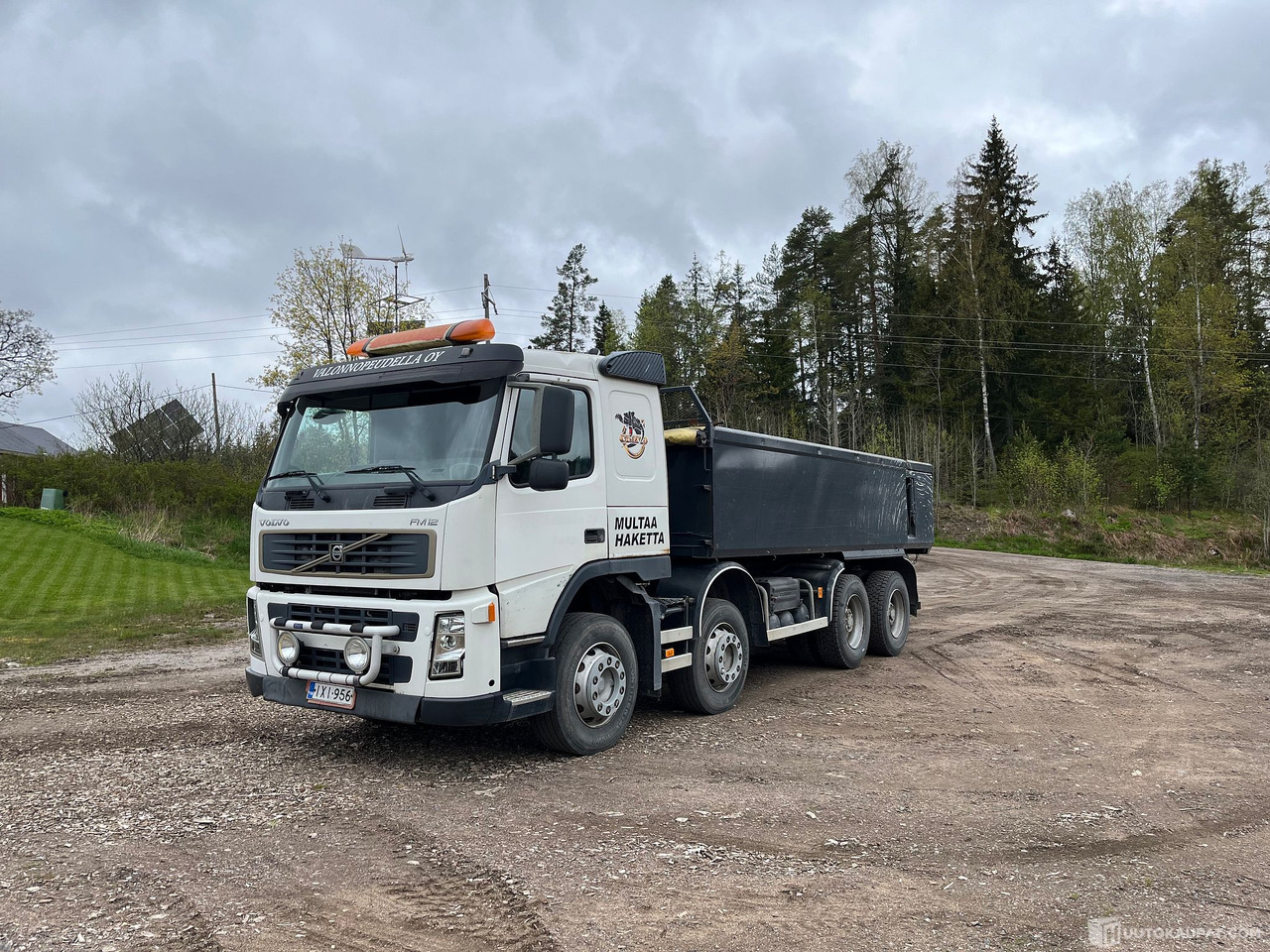 Volvo FM12, maansiirtokuorma-auto kipillä, 8X4, 2005, Vihti - Самосвал камион: снимка 2 Volvo FM12, maansiirtokuorma-auto kipillä, 8X4, 2005, Vihti - Самосвал камион: снимка 2