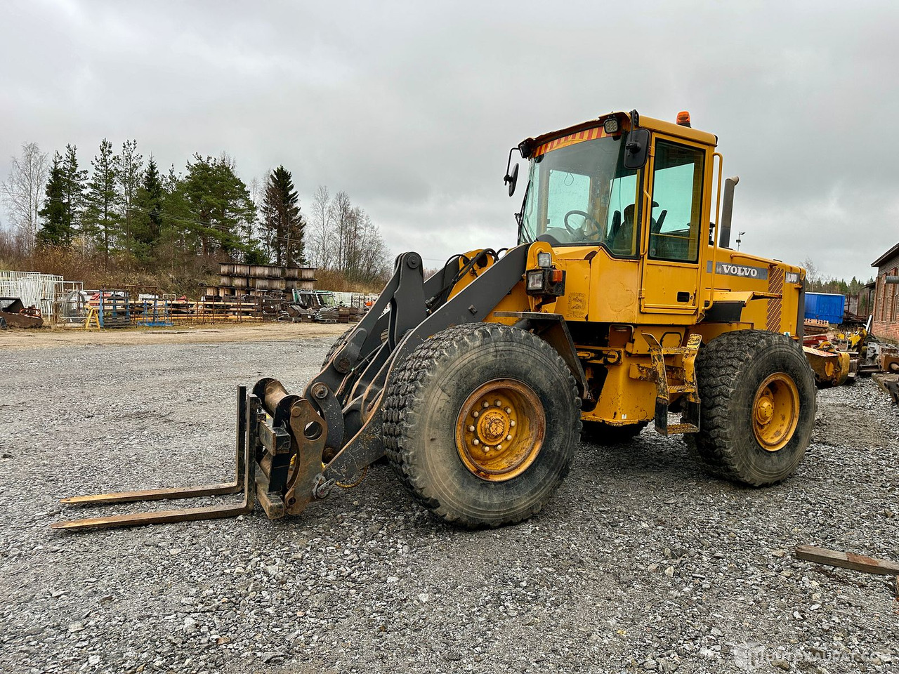 Volvo L70D, 2001, Diesel, 25 788 h, Kurikka - Колесен товарач: снимка 1 Volvo L70D, 2001, Diesel, 25 788 h, Kurikka - Колесен товарач: снимка 1