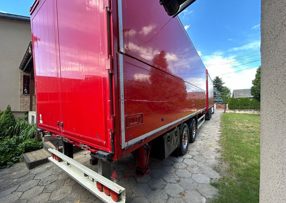 DAF XF 510 NAPOJÓWKA z Niemiec Retarder TOP ALUFELGI / FULL OPCJA / super space 106.510 106.460 480 530 najlepszy motor 6x2 26.510 26.460 - Камион с брезент: снимка 3 DAF XF 510 NAPOJÓWKA z Niemiec Retarder TOP ALUFELGI / FULL OPCJA / super space 106.510 106.460 480 530 najlepszy motor 6x2 26.510 26.460 - Камион с брезент: снимка 3