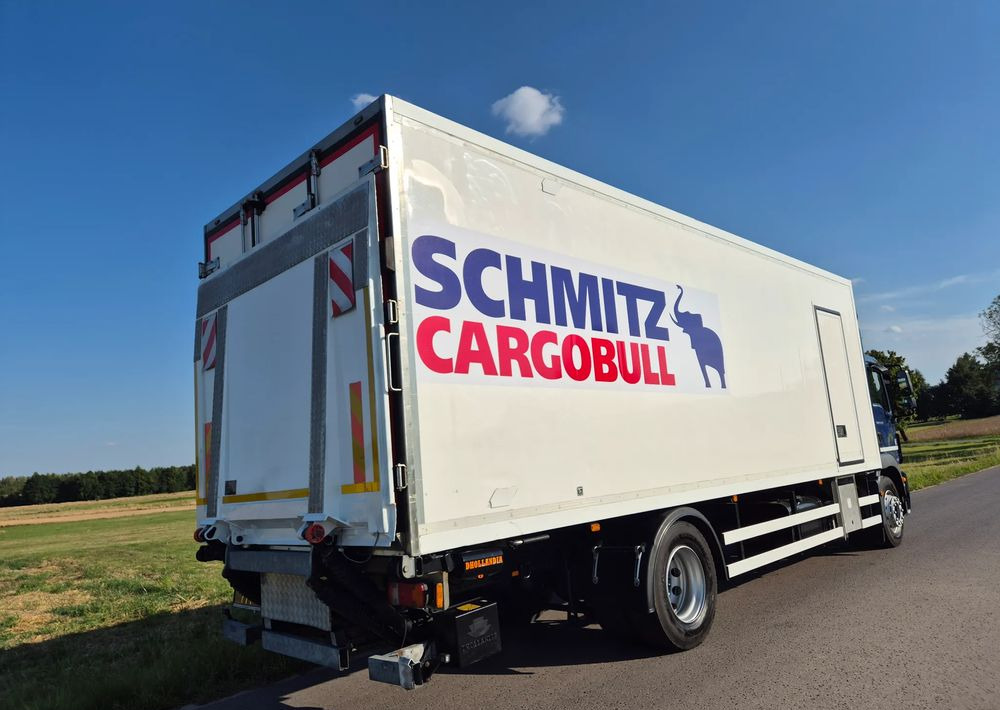 MAN TGM 18.250 Carrier 1950 D/E z Holandii / TOP STAN / 7.5m / 18 palet / winda + drzwi boczne / OKAZJA - Рефрижератор камион: снимка 5 MAN TGM 18.250 Carrier 1950 D/E z Holandii / TOP STAN / 7.5m / 18 palet / winda + drzwi boczne / OKAZJA - Рефрижератор камион: снимка 5