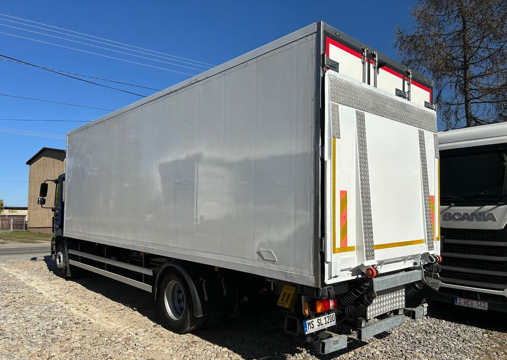 MAN TGM 18.290 18.250 Carrier 1950 D/E z Holandii / TOP STAN / 7.5m / 18 palet / winda + drzwi boczne / OKAZJA - Рефрижератор камион: снимка 2 MAN TGM 18.290 18.250 Carrier 1950 D/E z Holandii / TOP STAN / 7.5m / 18 palet / winda + drzwi boczne / OKAZJA - Рефрижератор камион: снимка 2
