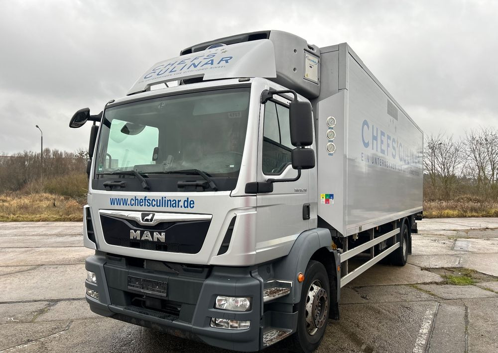 MAN TGM 18.290 2017 Supra 1250 mt z Niemiec / winda Klima webasto Michelin / OKAZJA Carrier TOP - Рефрижератор камион: снимка 1 MAN TGM 18.290 2017 Supra 1250 mt z Niemiec / winda Klima webasto Michelin / OKAZJA Carrier TOP - Рефрижератор камион: снимка 1
