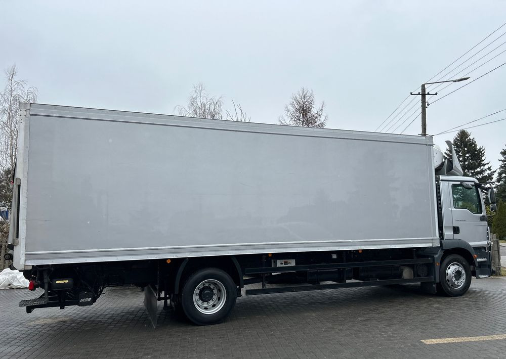 MAN TGM 18.290 TK 1200 R Spectrum THERMO King z Niemiec 8m / 20 palet / winda Klima / OKAZJA - Рефрижератор камион: снимка 5 MAN TGM 18.290 TK 1200 R Spectrum THERMO King z Niemiec 8m / 20 palet / winda Klima / OKAZJA - Рефрижератор камион: снимка 5