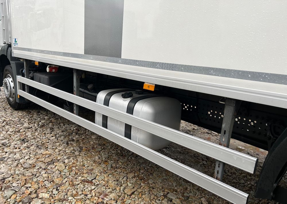 Рефрижератор камион Mercedes-Benz Antos 1824 CARRIER SUPRA 1150 DRZWI + winda i drzwi boczne / 7.7m / z Holandii / KLIMA LEKKI / Axor man Tgm T1000-R THERMO King: снимка 10