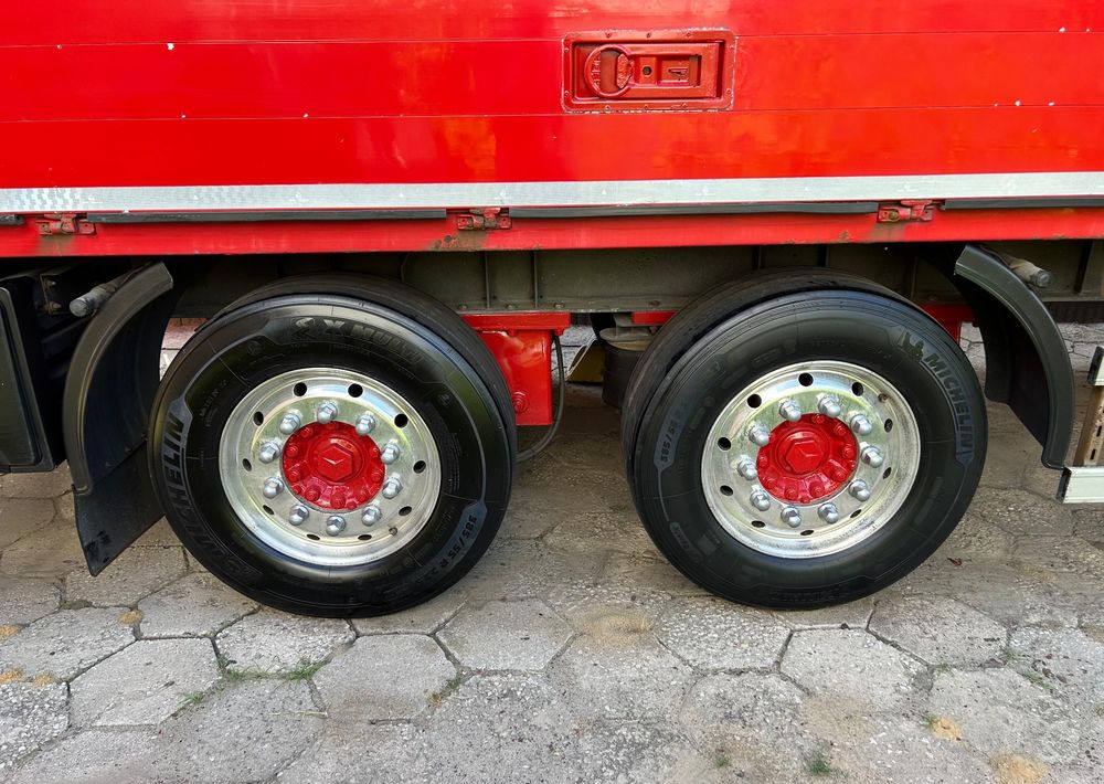 Schmitz Cargobull 7.7m OCYNK OSIE MERCEDES ALUFELGI KONTENER TANDEM NAPOJÓWKA OTWIERANY BOK DO NAPOJÓW STAN BDB - Затворена каросерия ремарке: снимка 5 Schmitz Cargobull 7.7m OCYNK OSIE MERCEDES ALUFELGI KONTENER TANDEM NAPOJÓWKA OTWIERANY BOK DO NAPOJÓW STAN BDB - Затворена каросерия ремарке: снимка 5